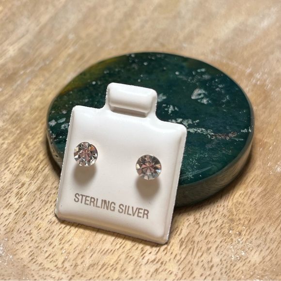 NEW CZ 925 Sterling Silver Stud Earrings - Picture 3 of 9